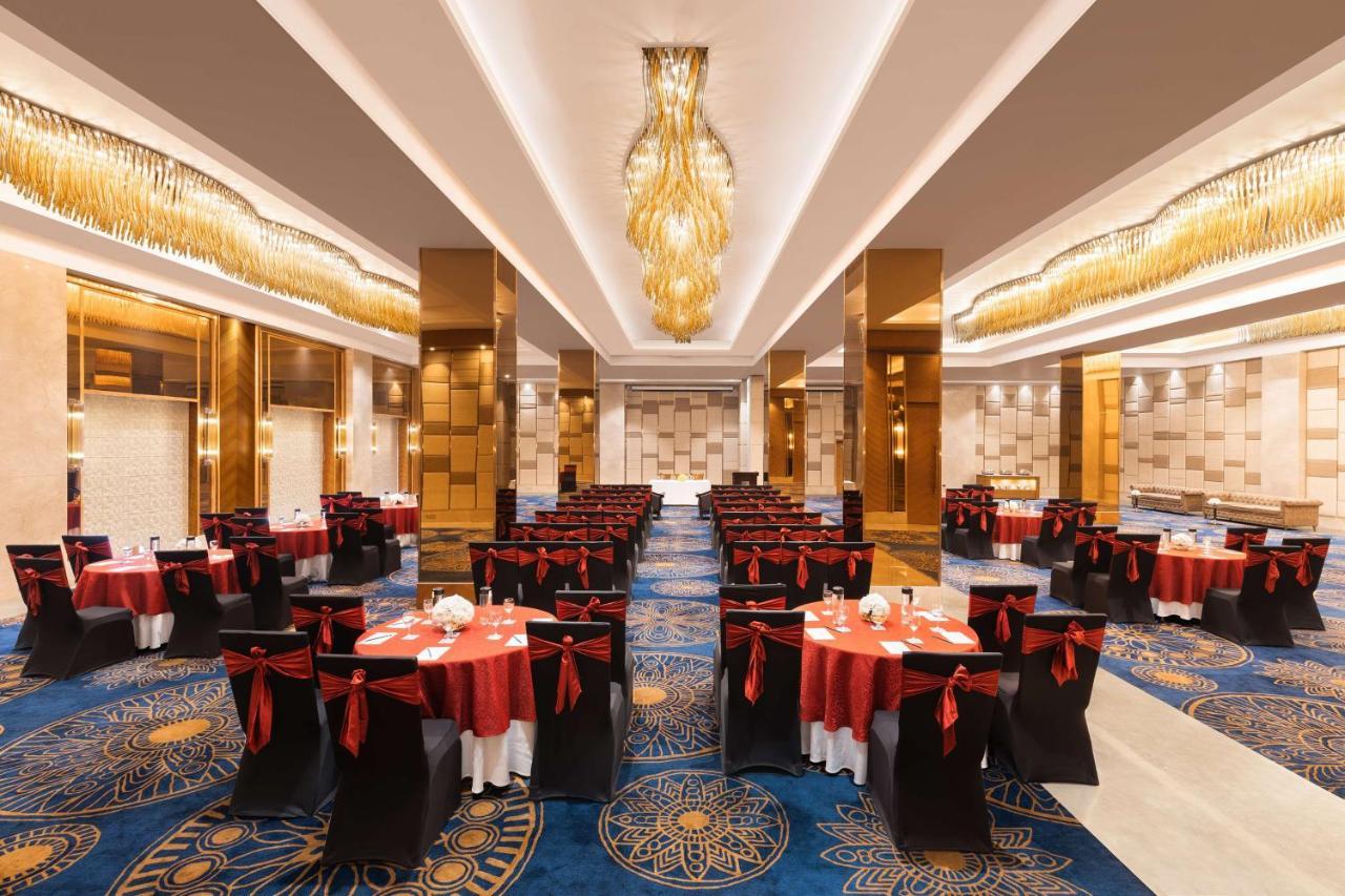 Radisson Jaipur City Center Eksteriør billede The Chinese restaurant
