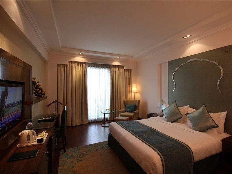 Radisson Jaipur City Center Eksteriør billede A room at the Taj Bengal