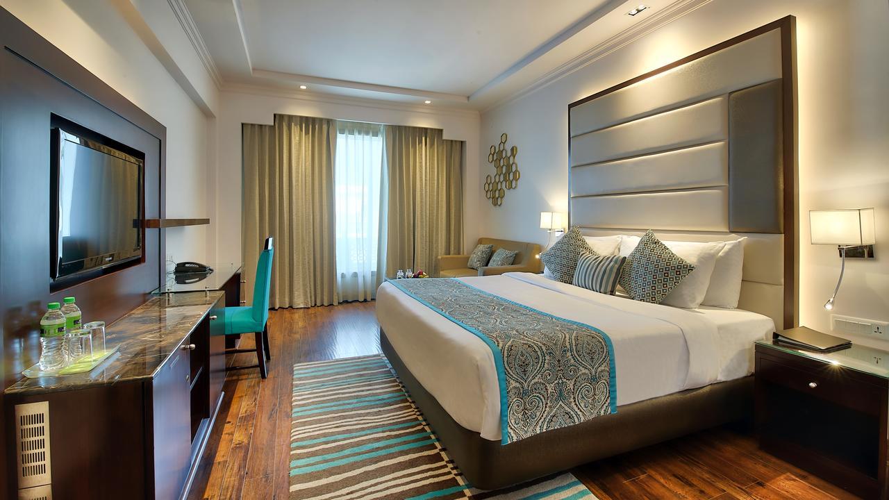 Radisson Jaipur City Center Eksteriør billede Deluxe Room